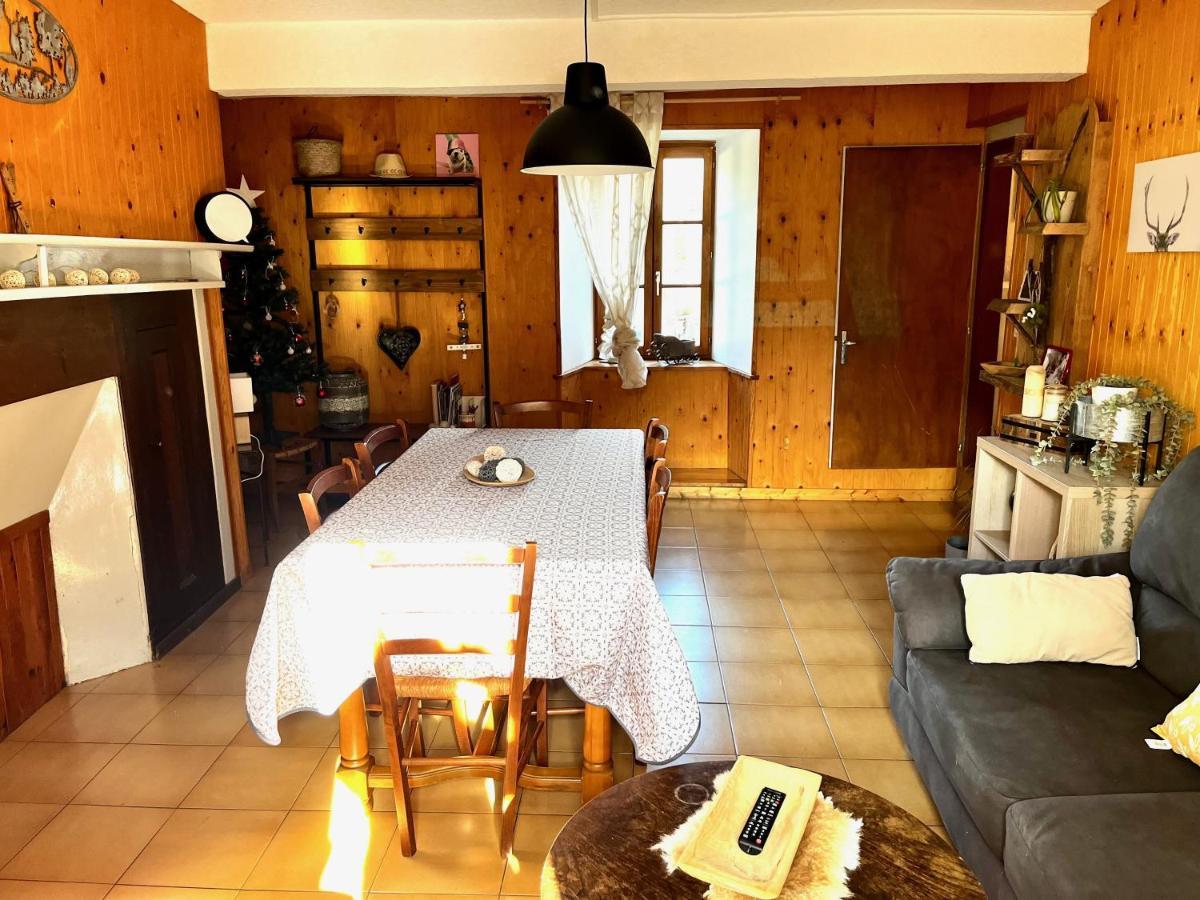 Maison De Village Montauban-de-Luchon Экстерьер фото
