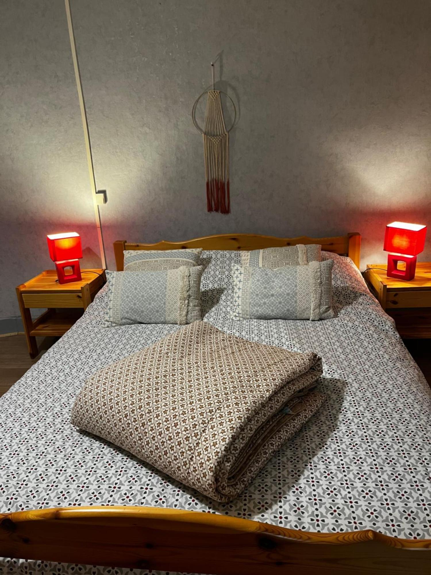 Maison De Village Montauban-de-Luchon Экстерьер фото